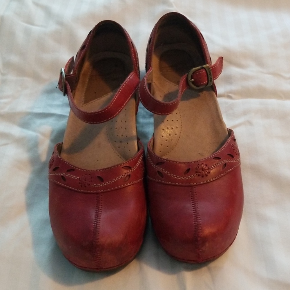 Red Dansko Mary Janes, size 8, 39EU